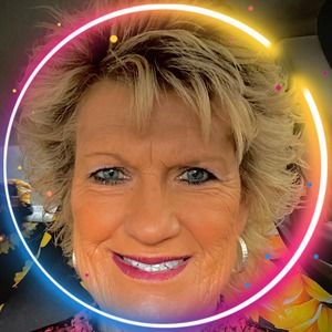 Meet your Posher, Rose